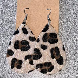 Bettye faux fur earrings